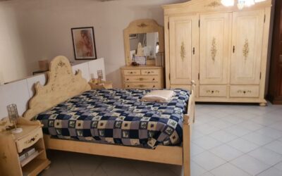 Camera da letto stile Shabby tutta massello € 1.500,00