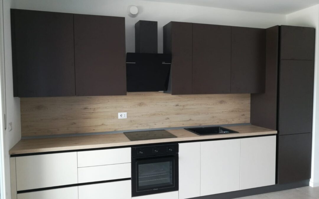 Cucina cm l.400 x cm. h.232