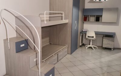 OFFERTA Cameretta con Cabina armadio l.350 x l.250 x h.262 Euro 3.200,00 come esposta