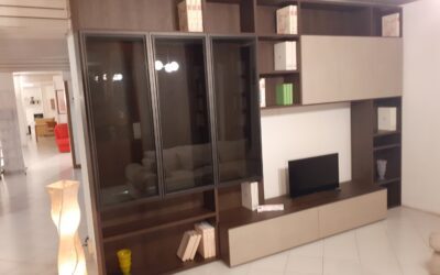 Offerta Parete soggiorno L.416 X P.35/50 X H.257 € 2.500,00 come esposto